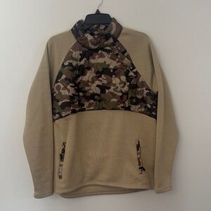 Magellan Outdoors Tan and Camouflage Pullover